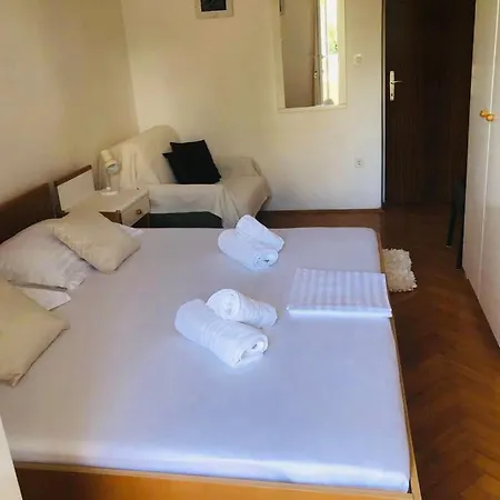 Tajnikov Appartement *