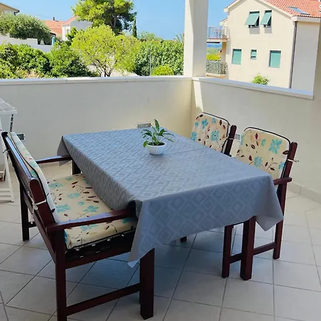Tajnikov Apartman Hvar Town